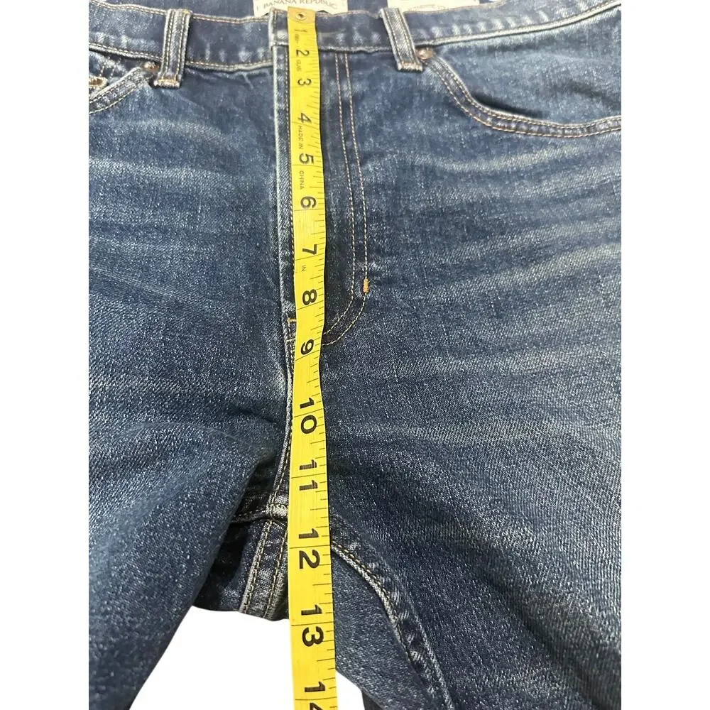 Banana Republic Authentic Mid-Rise Straight Jeans Minimalist Preppy 32 x 33